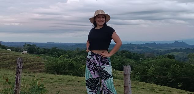 Model - Iris Moira feet