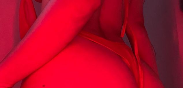 Model - Sarah Valencia femdom