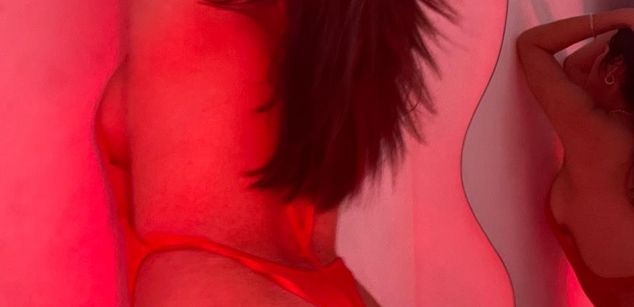 Model - Sarah Valencia femdom