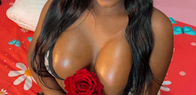 Model - anniholls pussyplay