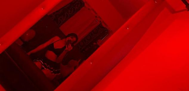 Model - Zamara Castillo latina