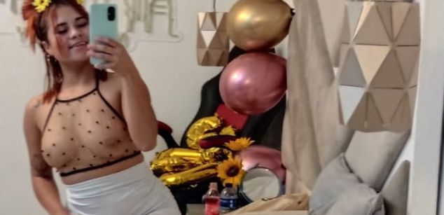 Model - AishaRizzo squirt