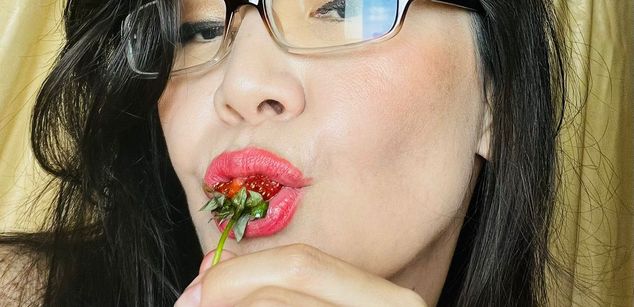 Model - Mali Haier bignipples