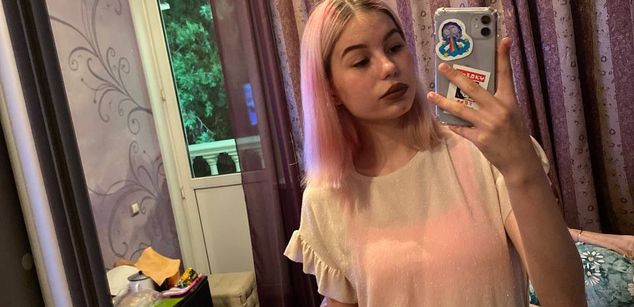 Model - Polina lovely