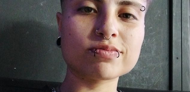 Model - Nicolai masturbation