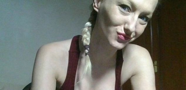 Model - Mistressmilly32 joi