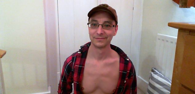 Model - Max Davies SUB