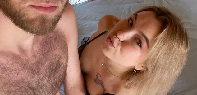 Model - Steve and Emi feet