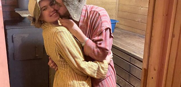 Model - Steve and Emi feet