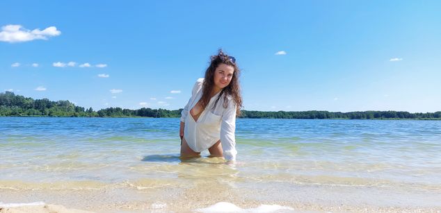 Model - Karina Hart dirty