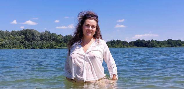 Model - Karina Hart dirty