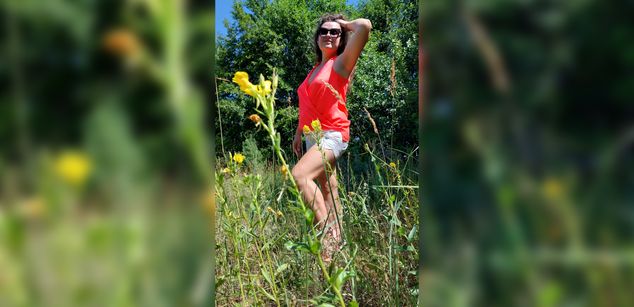 Model - Karina Hart dirty