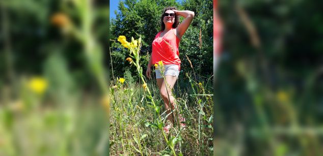 Model - Karina Hart dirty