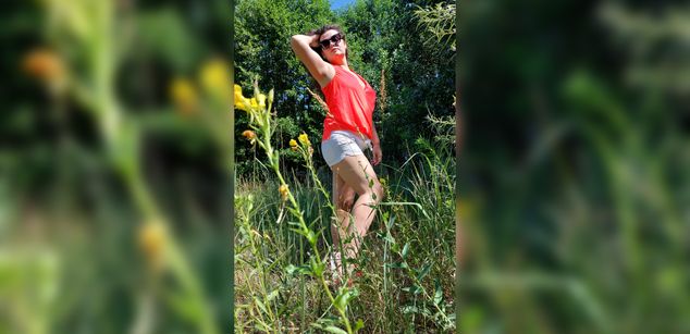 Model - Karina Hart dirty