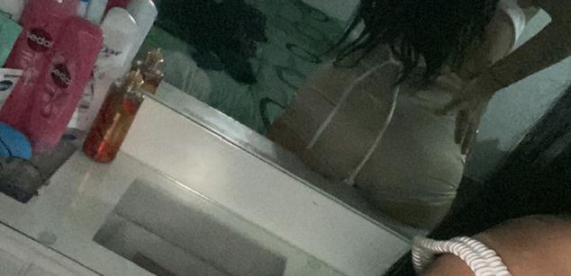 Model - CATALINA SANTANA masturbation