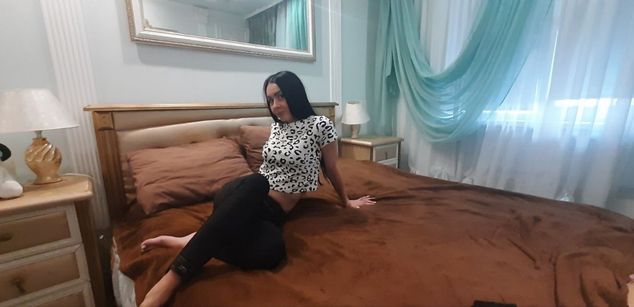 Model - EmmaGallagher obey