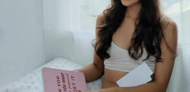 Model - Sylvie Gomez bigass