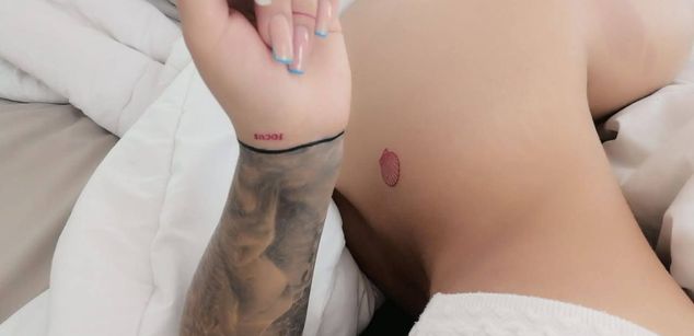 Model - mariah squirt