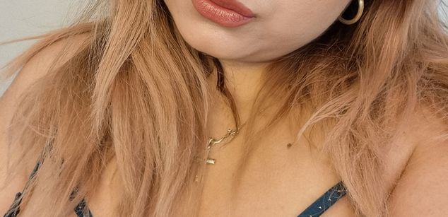 Model - Miss Kinky Michelle toys