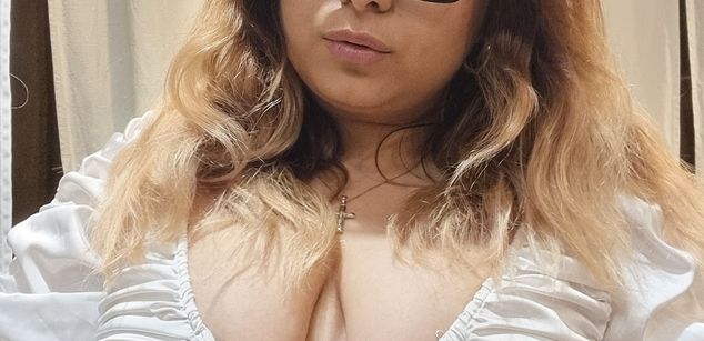 Model - Miss Kinky Michelle toys