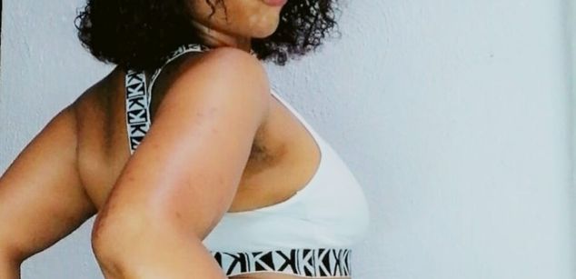 Model - DojaBooty spanks