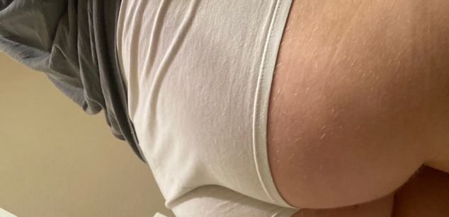 Model - Amanda Devine girlfriend