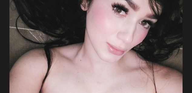 Model - EmilyPrada feet