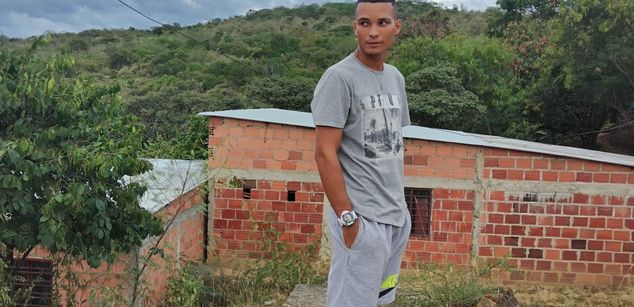 Model - ELIAM LIAN AND BRANDON teen