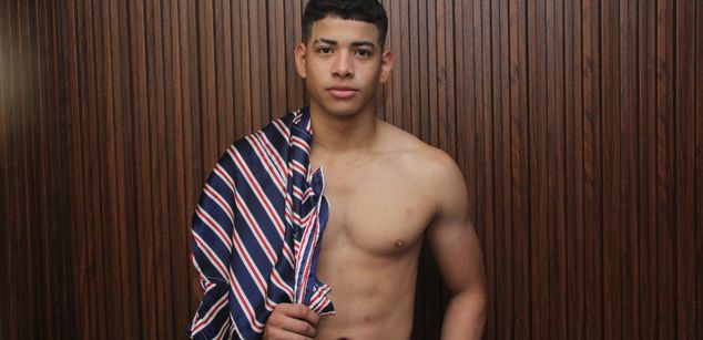 Model - AnaJesus young