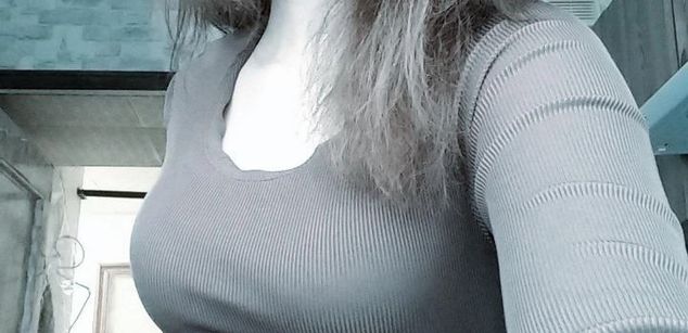 Model - Irma Bennet jerking