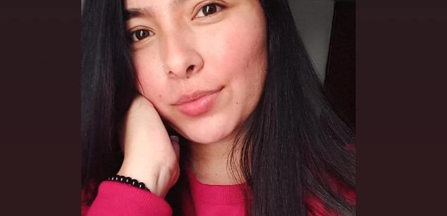 Model - Iris Moira feet