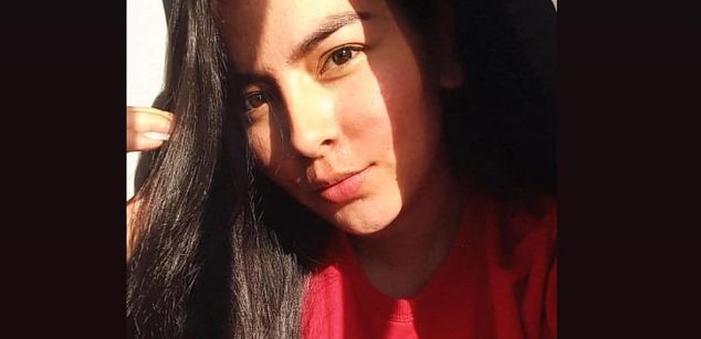 Model - Iris Moira feet