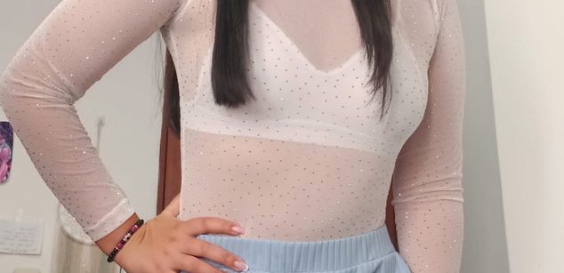 Model - Iris Moira feet