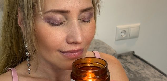 Model - AvaVill vibrator