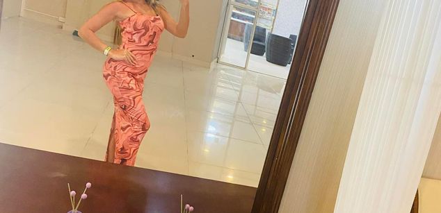 Model - Veronica Hot naked