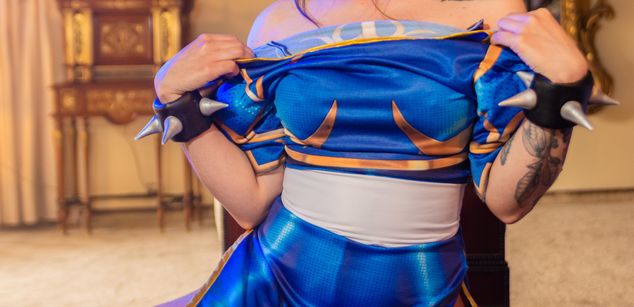 Model - Agata Bolton bigass