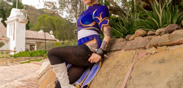 Model - Agata Bolton bigass