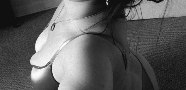 Model - Lenore Sins joi