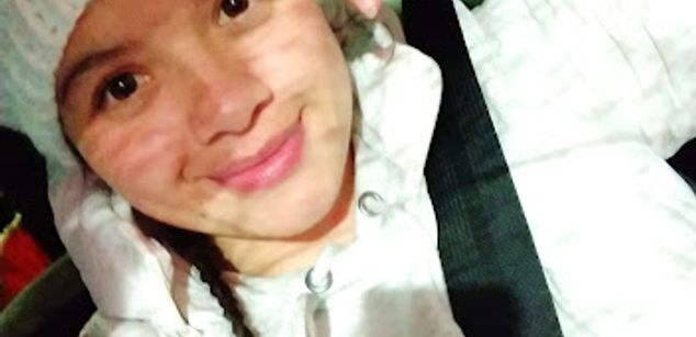 Model - Vane Gold latina