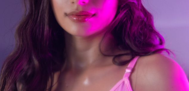 Model - EmyliFox BBW