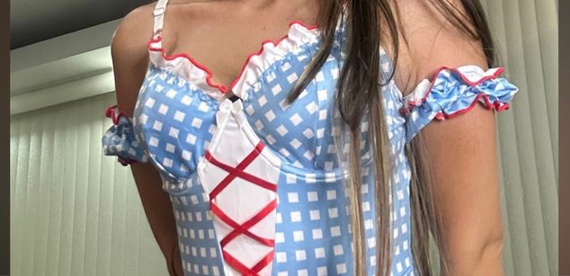 Model - Veronica Hot naked