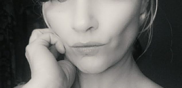 Model - ELIZABLUE4U2C JOI