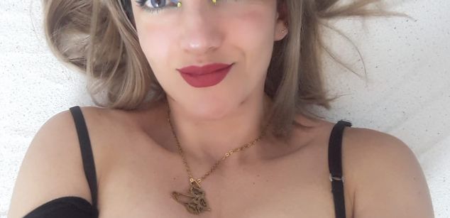 Model - Lola Santana squirt