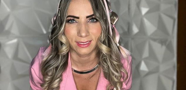 Model - Veronica Hot naked