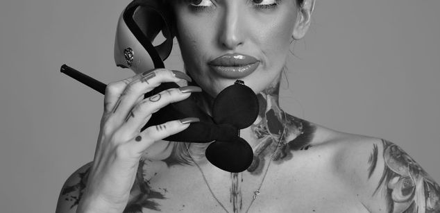 Model - Nataly bigboobs