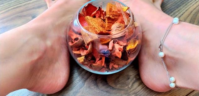 Model - Karolina Bella mistress