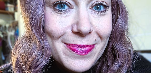 Model - Penny Jade feet