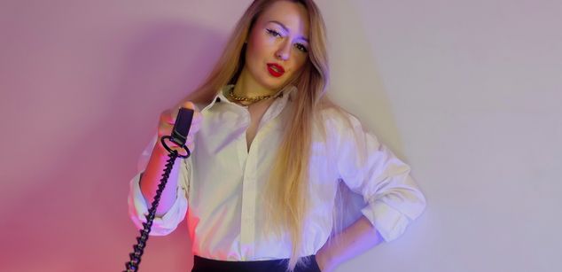 Model - Jena Affectionate Mistress cei