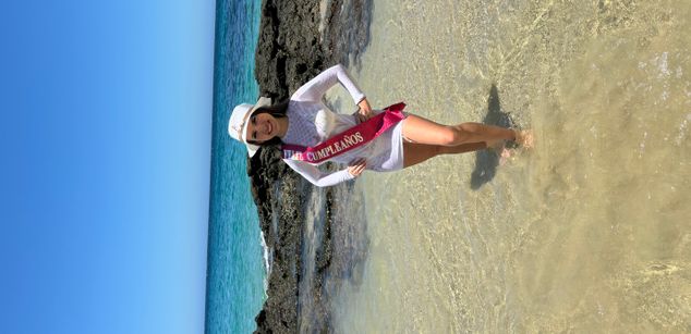 Model - Veronica Hot naked