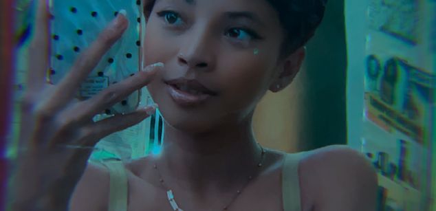 Model - Lunah Precious fastresponse